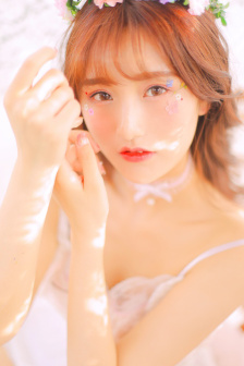 黄巾倚